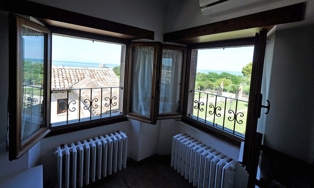 Residenza Scorcio Sul Mare Hotel Porto San Giorgio Exterior photo